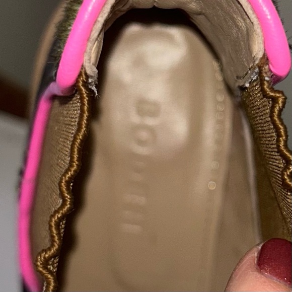 Boden Freya Chelsea Boots Camo Calf Hair Metallic Pink Green NWOT Size EU37 US 6 - Picture 15 of 16